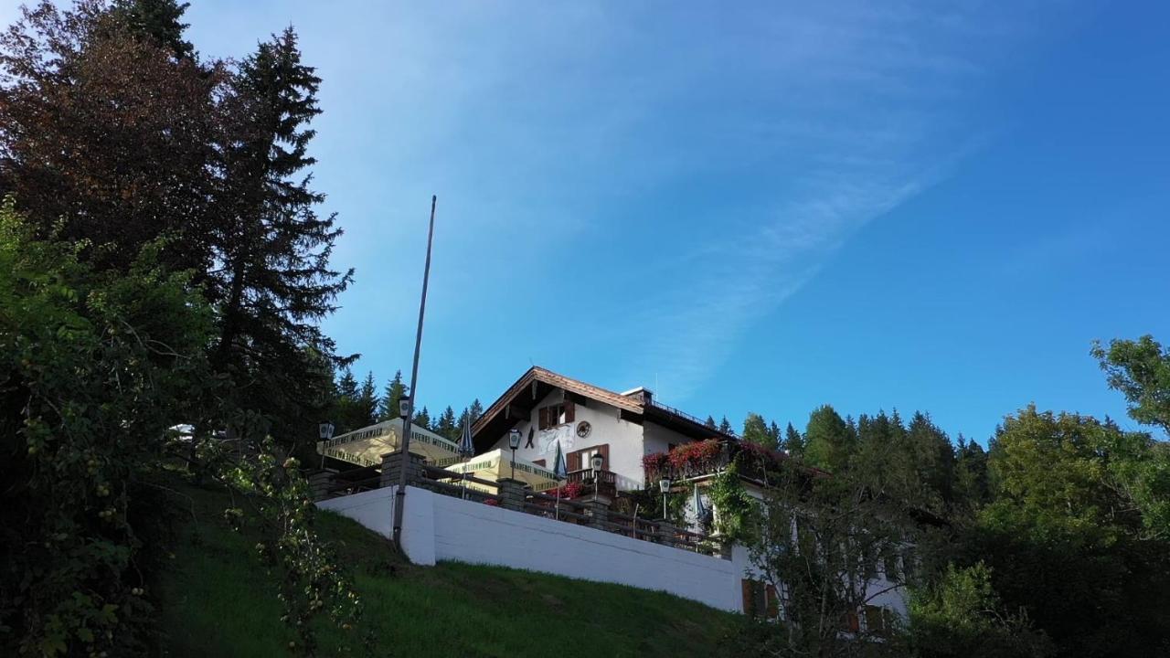 Berggasthof Karntner Alm Hotel มิทเทนวัลด์ ภายนอก รูปภาพ