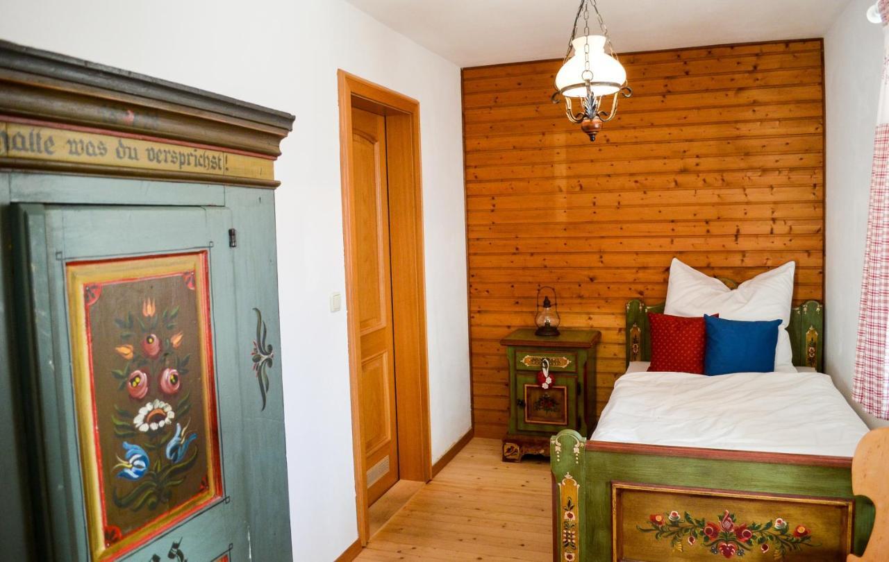 Berggasthof Karntner Alm Hotel มิทเทนวัลด์ ภายนอก รูปภาพ