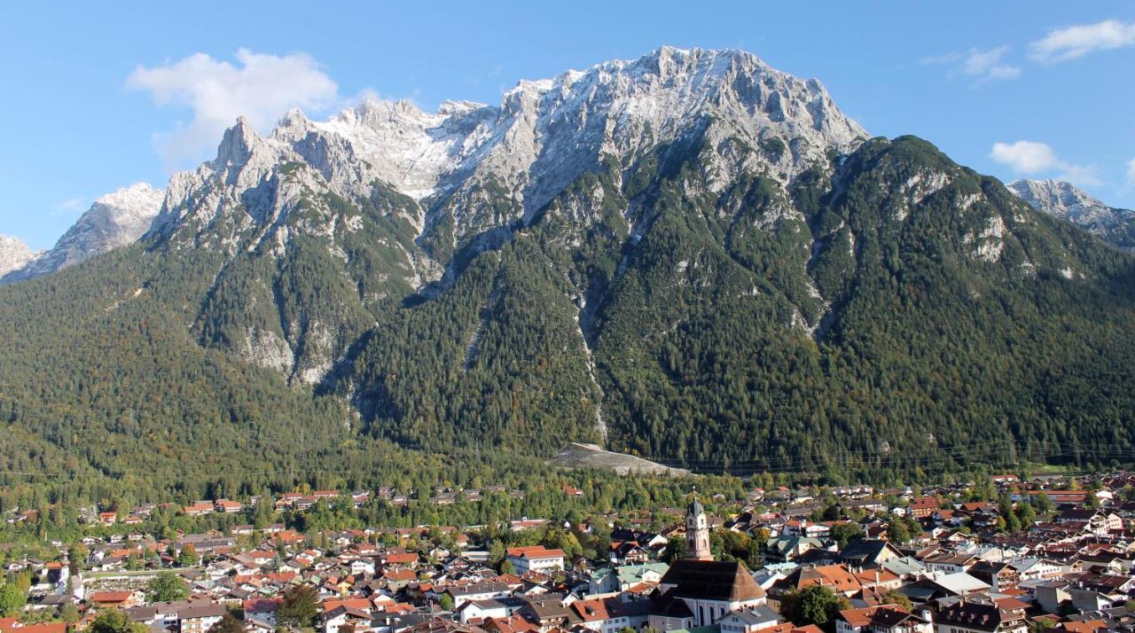 Berggasthof Karntner Alm Hotel มิทเทนวัลด์ ภายนอก รูปภาพ